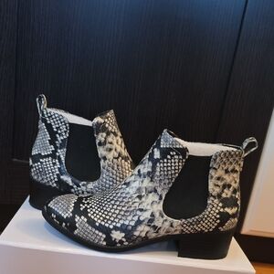 Snake Print Heeled Ankle Booties